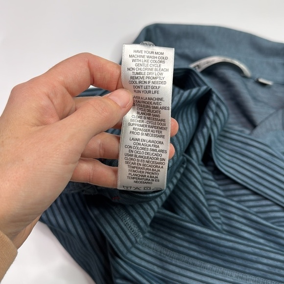 Travis Mathew Men's Blue and Gray Striped Polo Shirt Size Medium - Picture 9 of 10